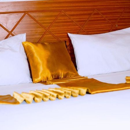 Peace & Grace Motel Кигали Экстерьер фото